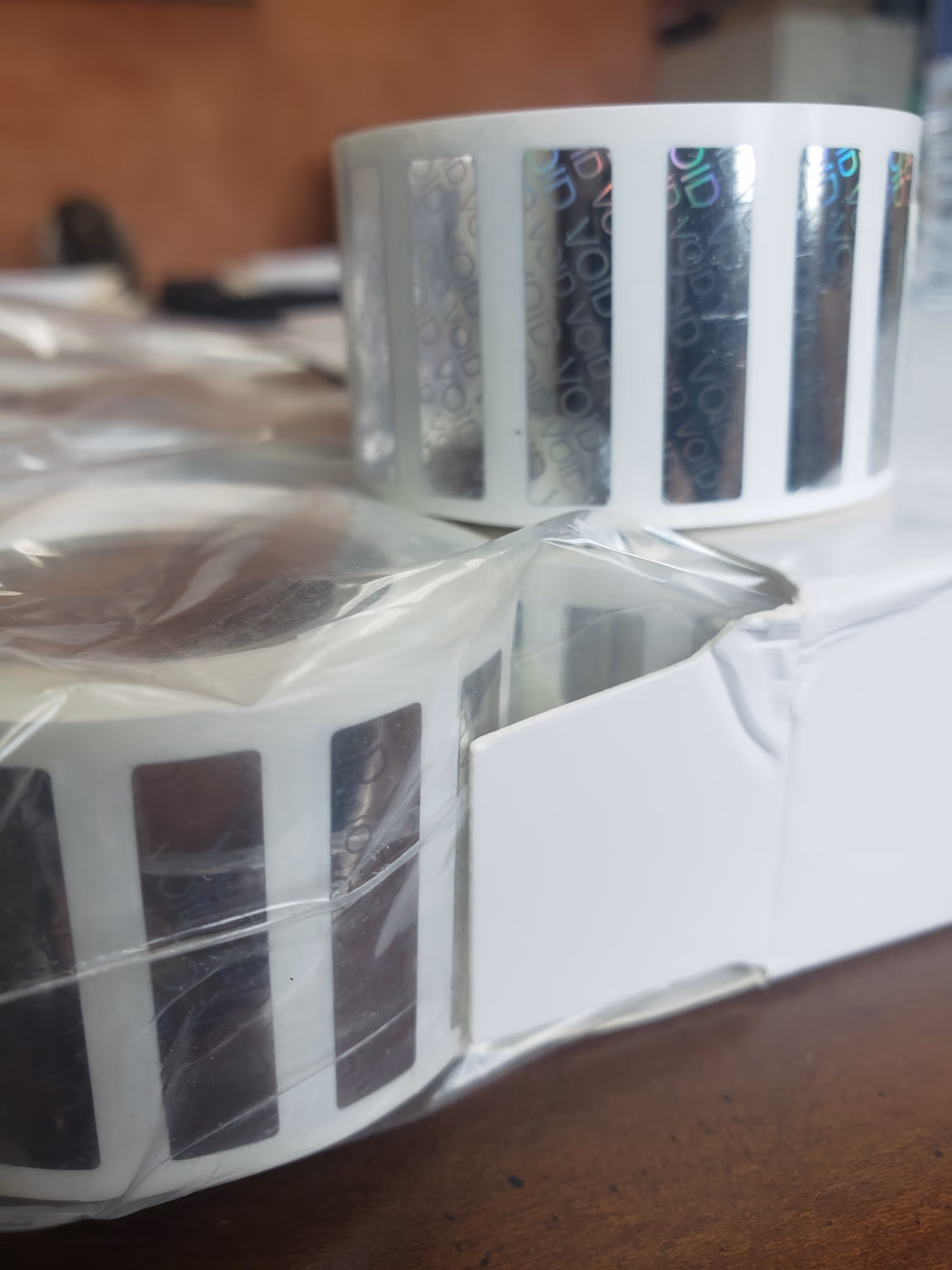 Void Sticker Labels - 1,000 Stickers Per Roll